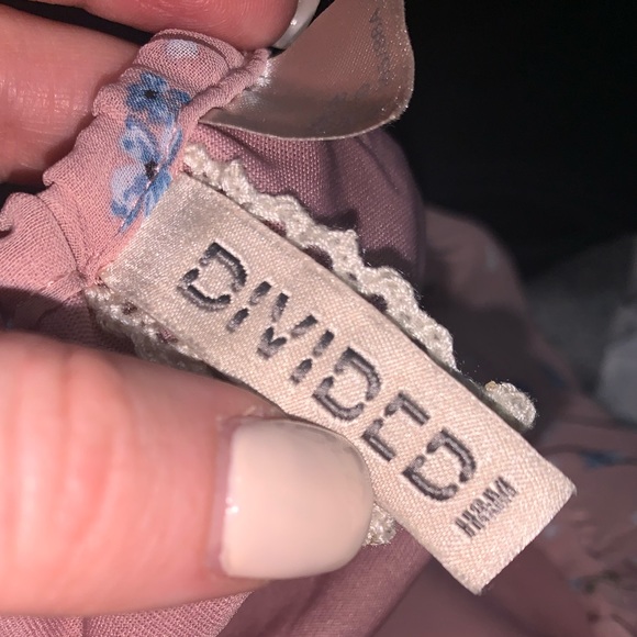 Pink floral off-the-shoulder dress - Picture 5 of 6